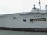 HMS Invincible - side details